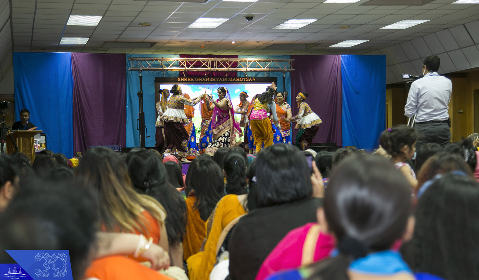 129 copy - ©1987-2017 SKS Swaminarayan Temple East London